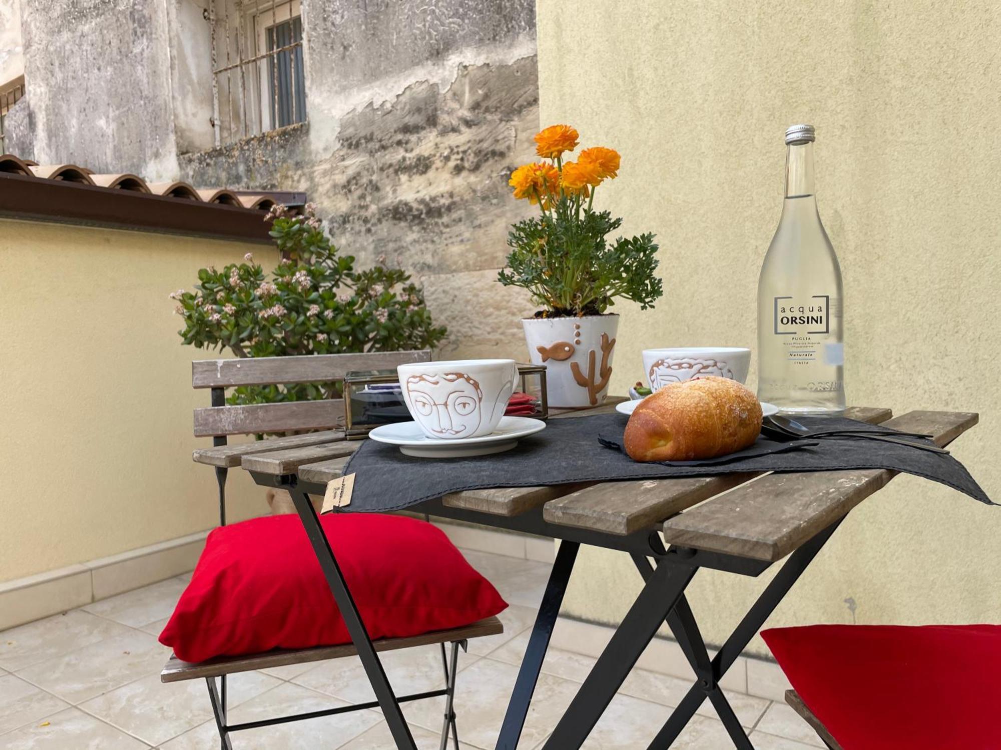Casa Mamma Elvira Bed & Breakfast เลชเช ภายนอก รูปภาพ
