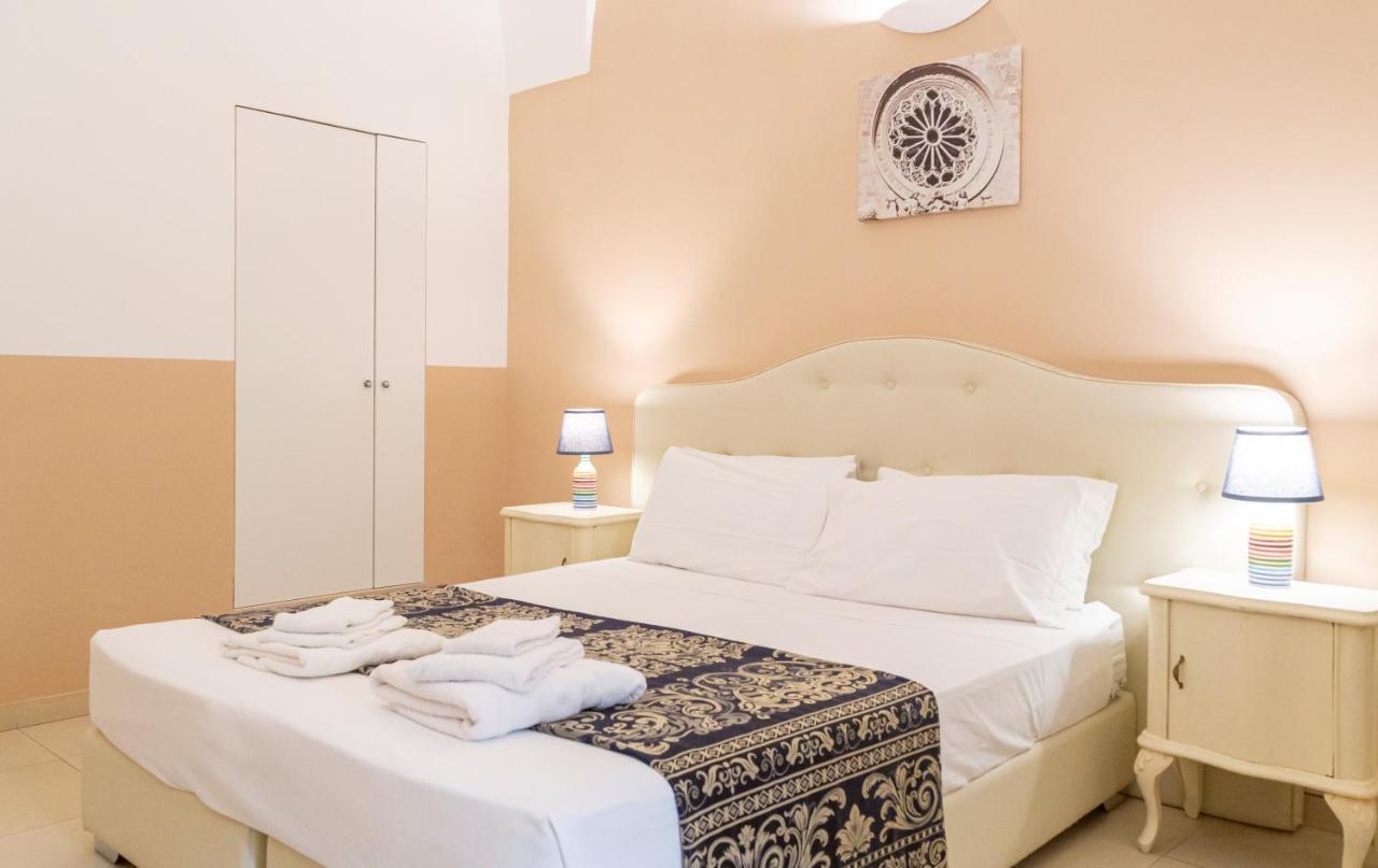 Casa Mamma Elvira Bed & Breakfast เลชเช ภายนอก รูปภาพ