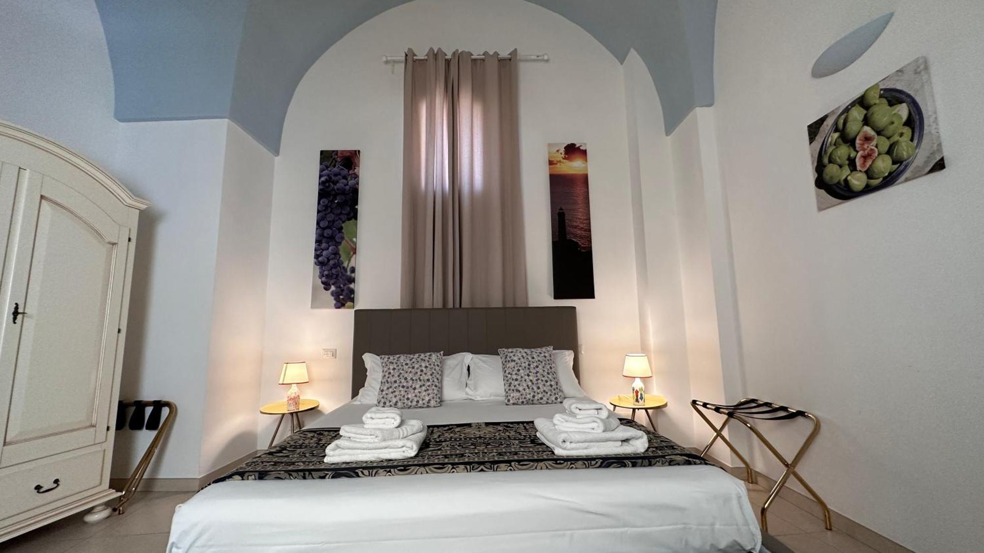 Casa Mamma Elvira Bed & Breakfast เลชเช ภายนอก รูปภาพ